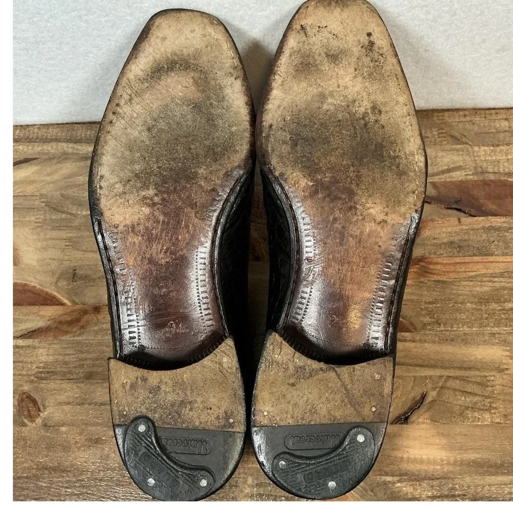 Universal Dk Brown Crocodile Embossed Leather SlipOn Loafers with MetalLabel 9.5